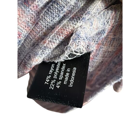 Lane Bryant Women's Plus Size Blue & Pink Space Dye Hooded Top SIze 18/20 2X - Picture 6 of 6